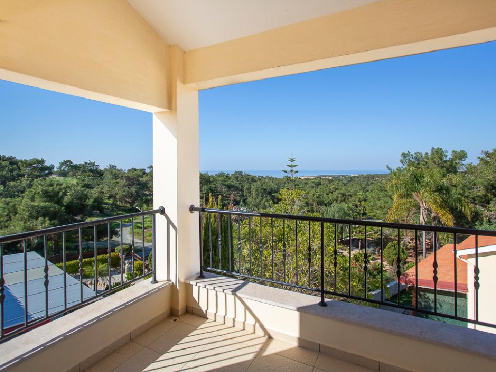 🏡 3-Bedroom Villa with Sea View & Private Pool – Pissouri, Limassol 🌊 image 4