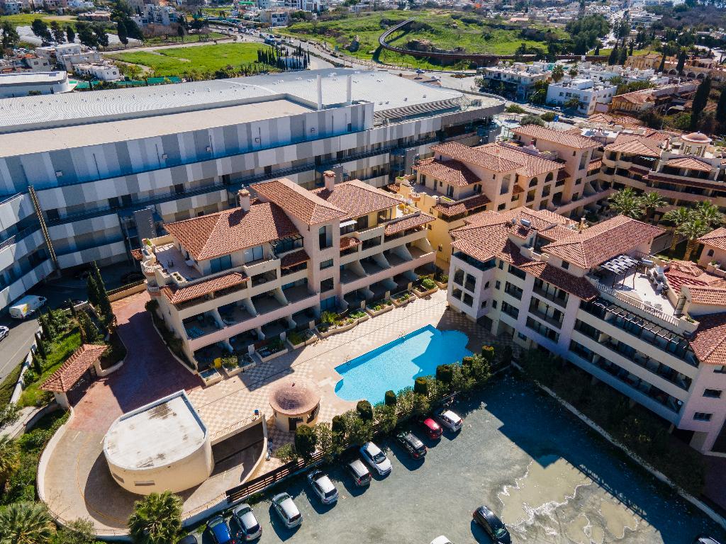 🏡 1-Bedroom Apartment for Sale – Prime Location in Paphos 🌴 image 2
