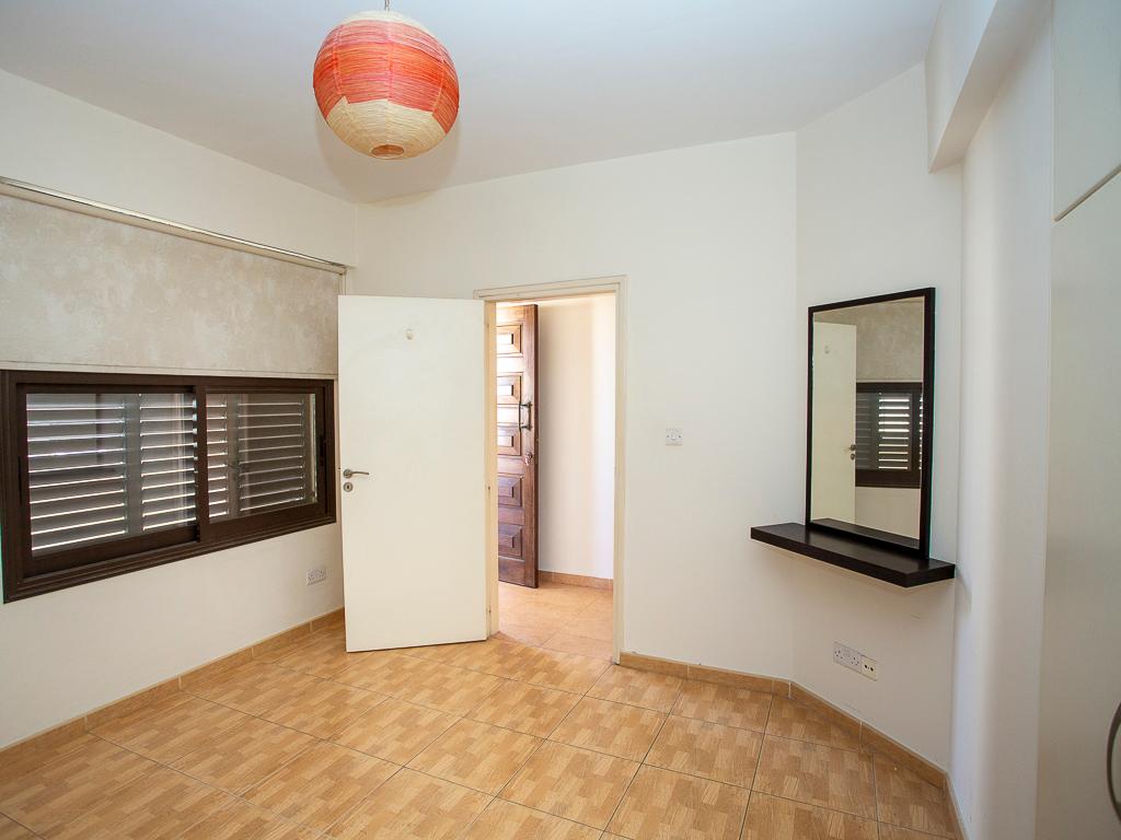 🏡 1-Bedroom Apartment for Sale – Prime Location in Paphos 🌴 image 7