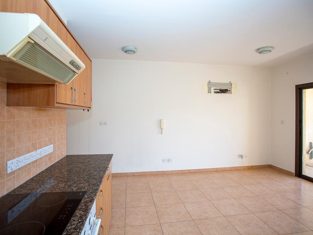 🏡 1-Bedroom Apartment for Sale – Prime Location in Paphos 🌴 image 9