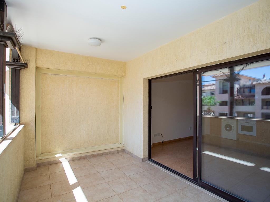 🏡 1-Bedroom Apartment for Sale – Prime Location in Paphos 🌴 image 11