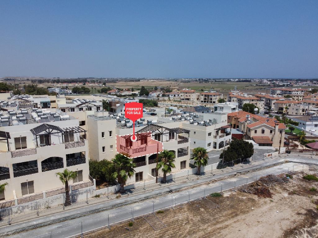 Two-Bedroom Apartment in Tersefanou, Larnaca