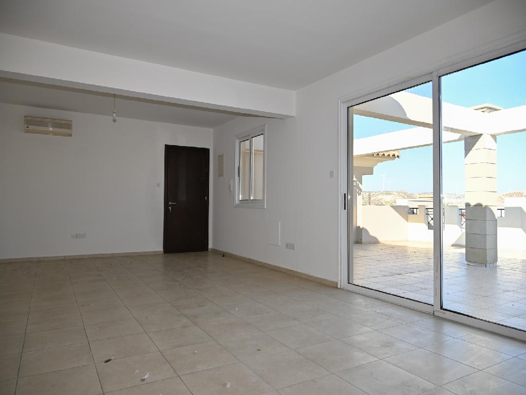 Two-Bedroom Apartment with Large Veranda – Tersefanou image 6