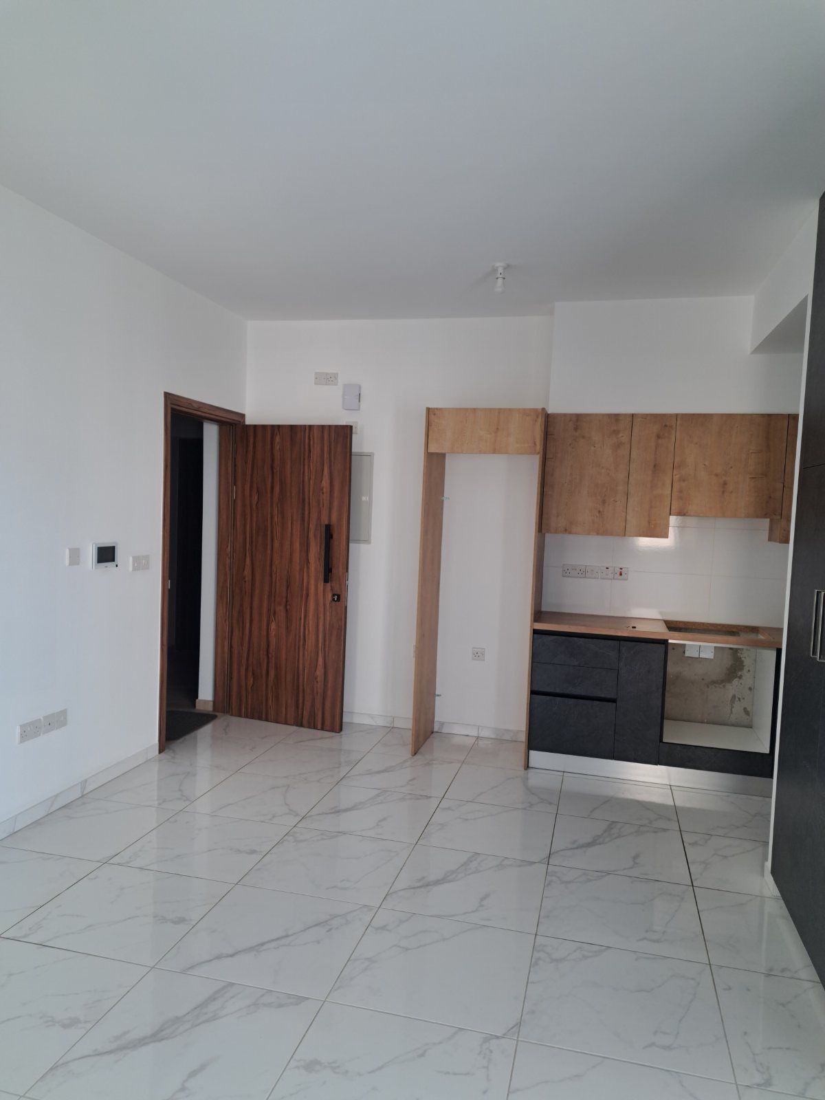 1 bedroom apartment for rent in Acropoli (x2)