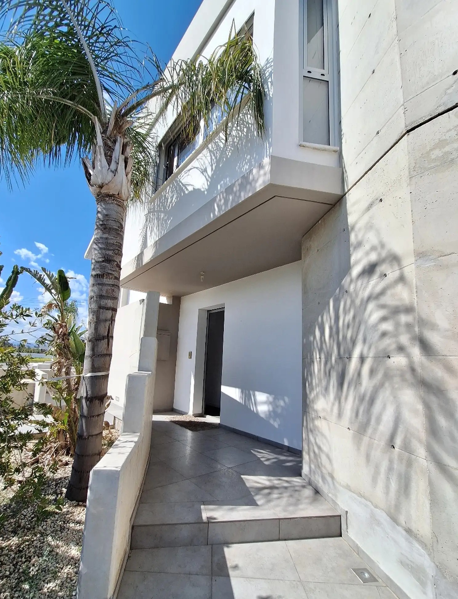 4-bedroom villa for sale-Nicosia, GSP Area image 7