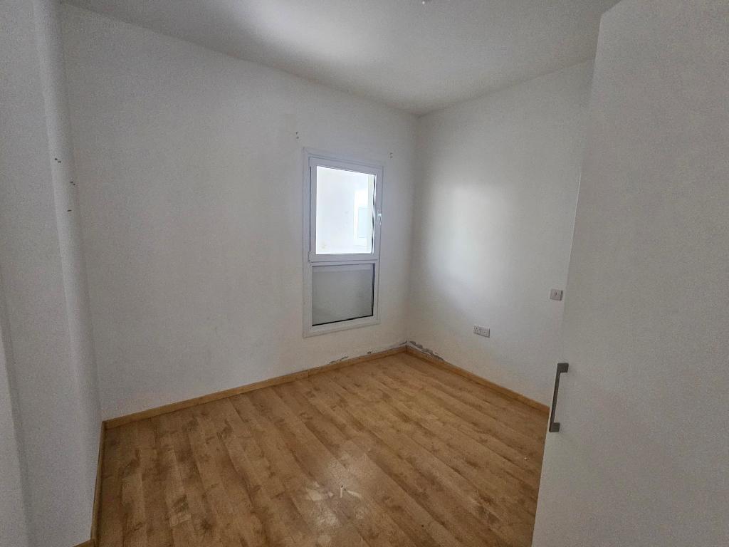 2bedroom apartment in Pegeia image 5