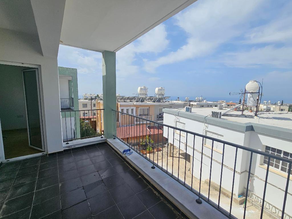 2bedroom apartment in Pegeia image 4