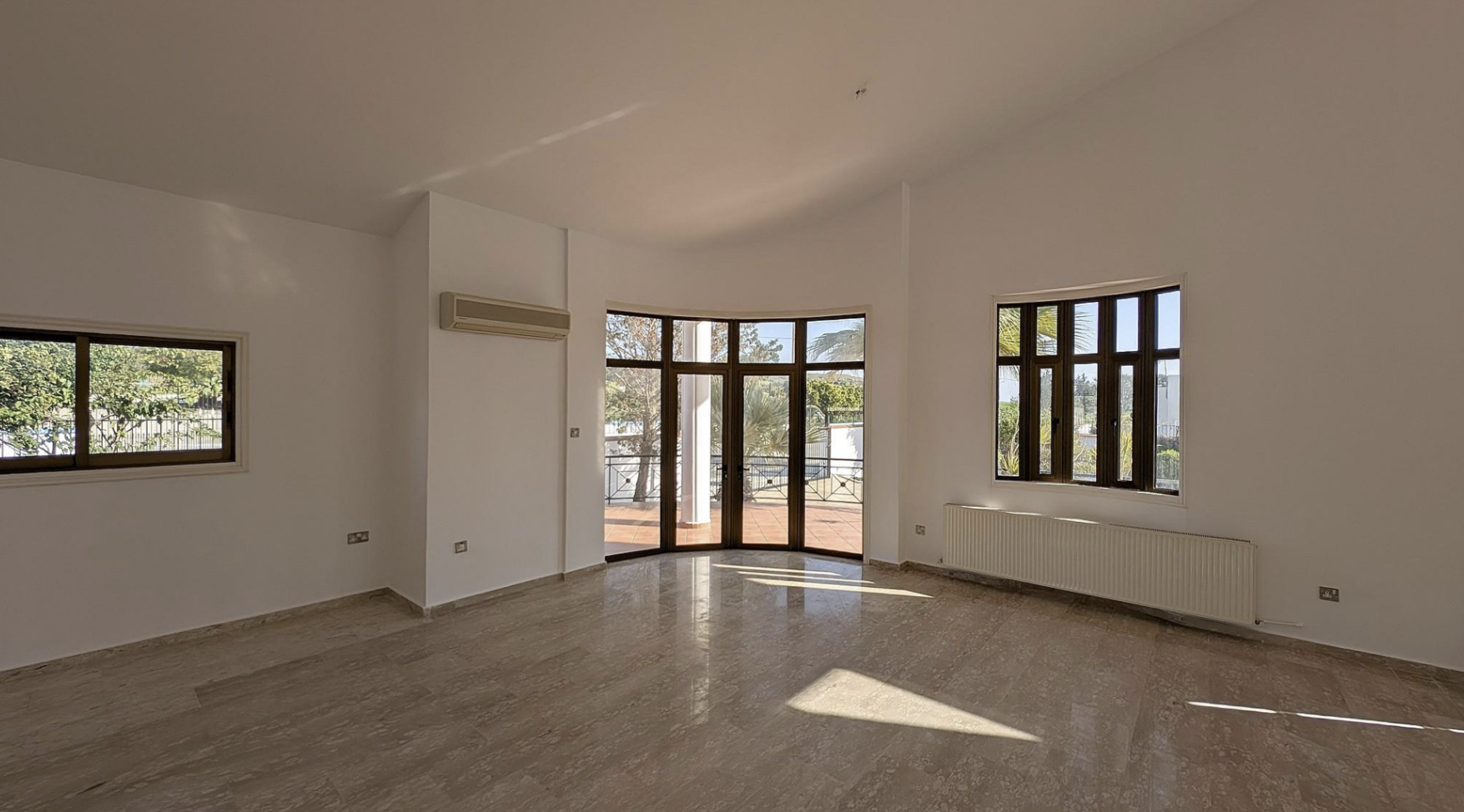 Luxury Mansion-Larnaca(Pyla) image 14