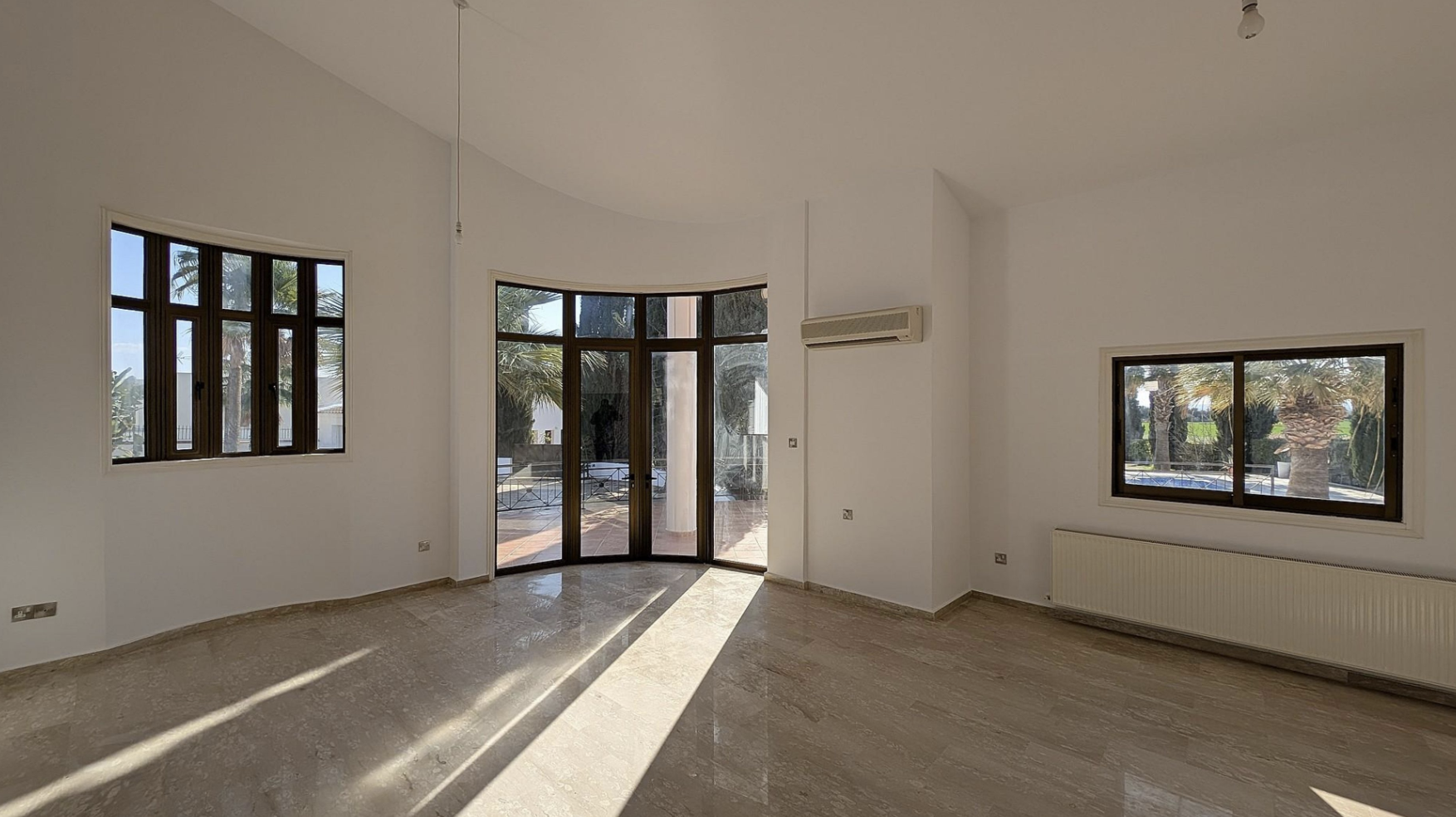 Luxury Mansion-Larnaca(Pyla) image 17