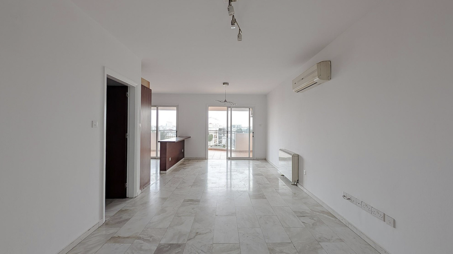 Three-bedroom apartment in Chryseleousa(Nicosia) image 5