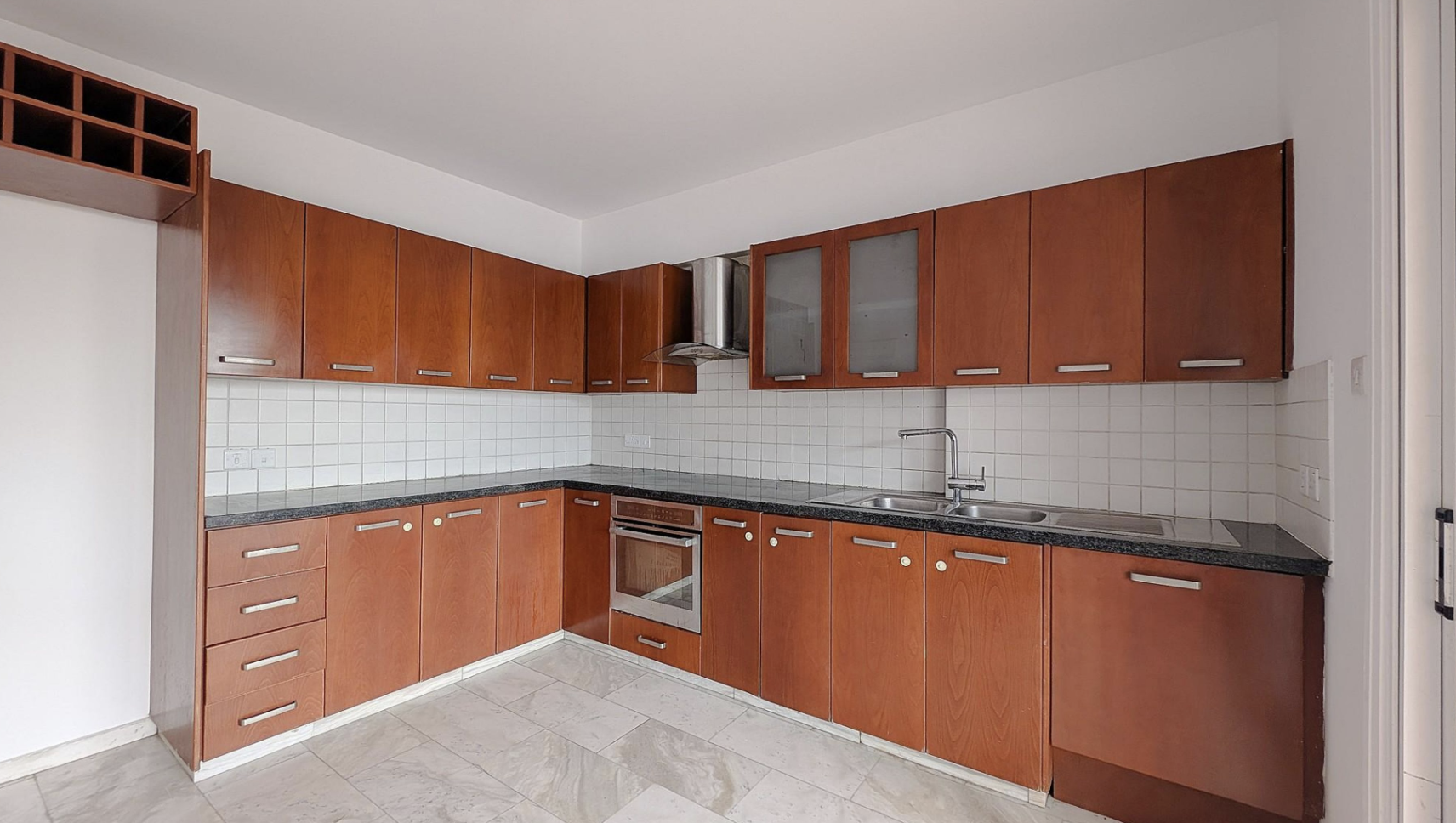 Three-bedroom apartment in Chryseleousa(Nicosia) image 8