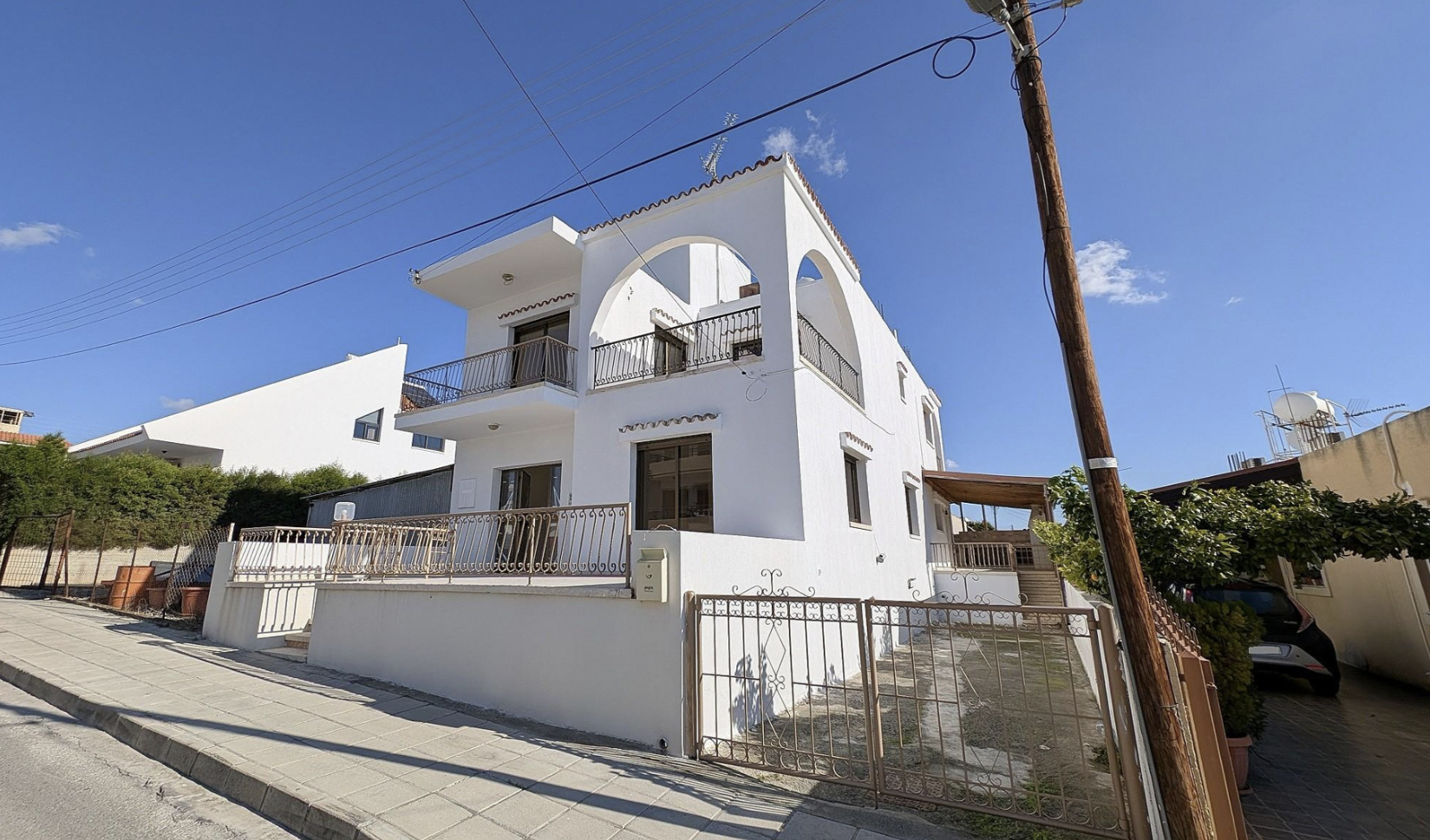 Detached-Home in Prime Agios Athanasios, Limassol image 6
