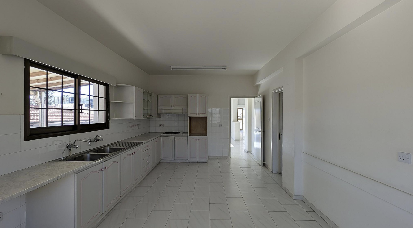 Detached-Home in Prime Agios Athanasios, Limassol image 15