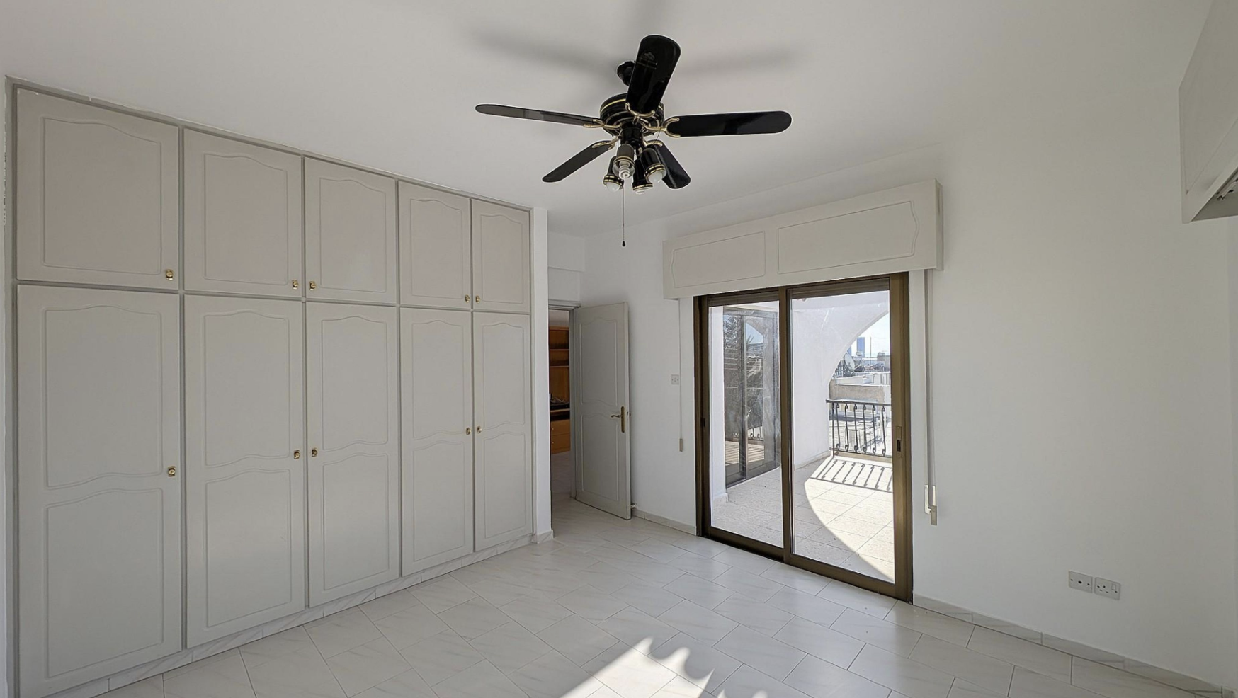 Detached-Home in Prime Agios Athanasios, Limassol image 21