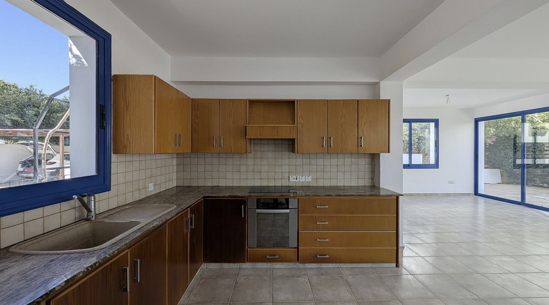 Detached Coastal House-Paralimni, Ammochostos image 9