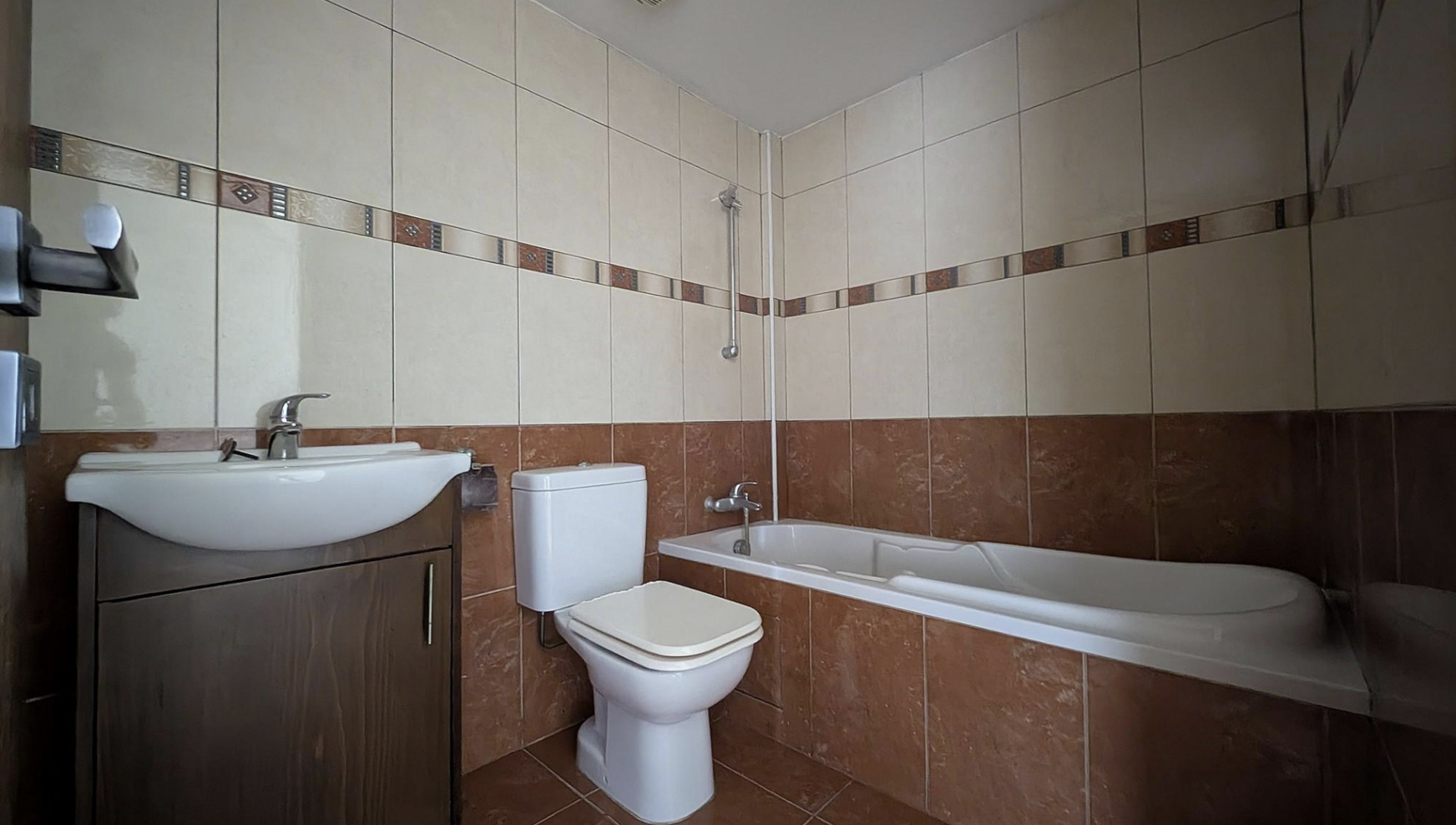 2-Bedroom Apartment in Pera Chorio Nisou,Nicosia image 15