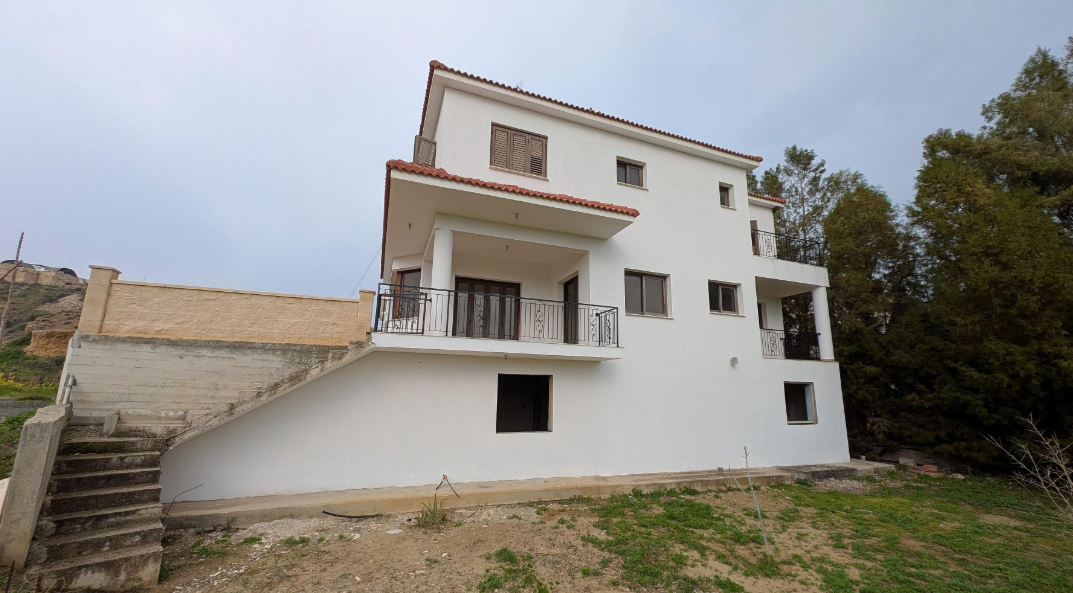 3-Bedroom Detached House with Attic in Ergates, Nicosia image 7