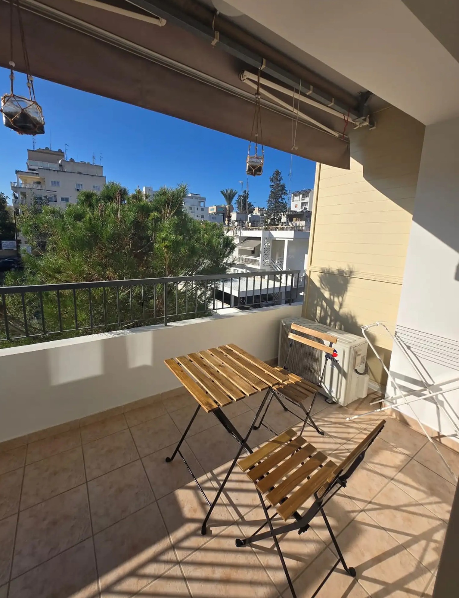 2-bedroom apartment to rent image 3