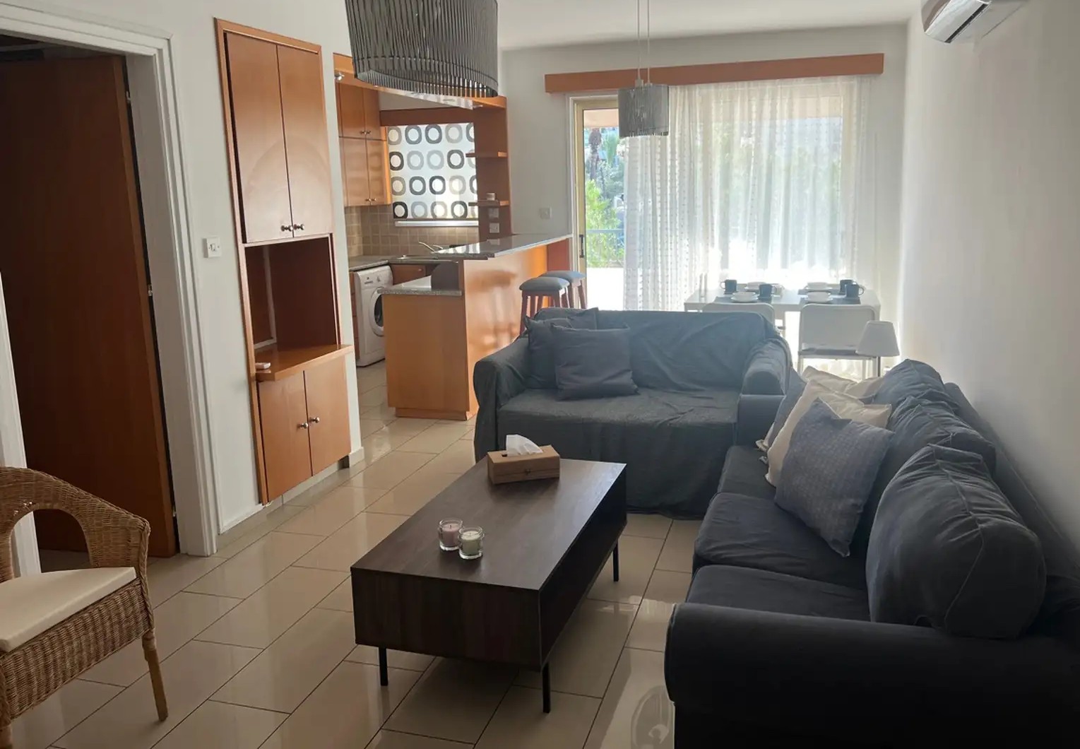 2-bedroom apartment to rent image 8