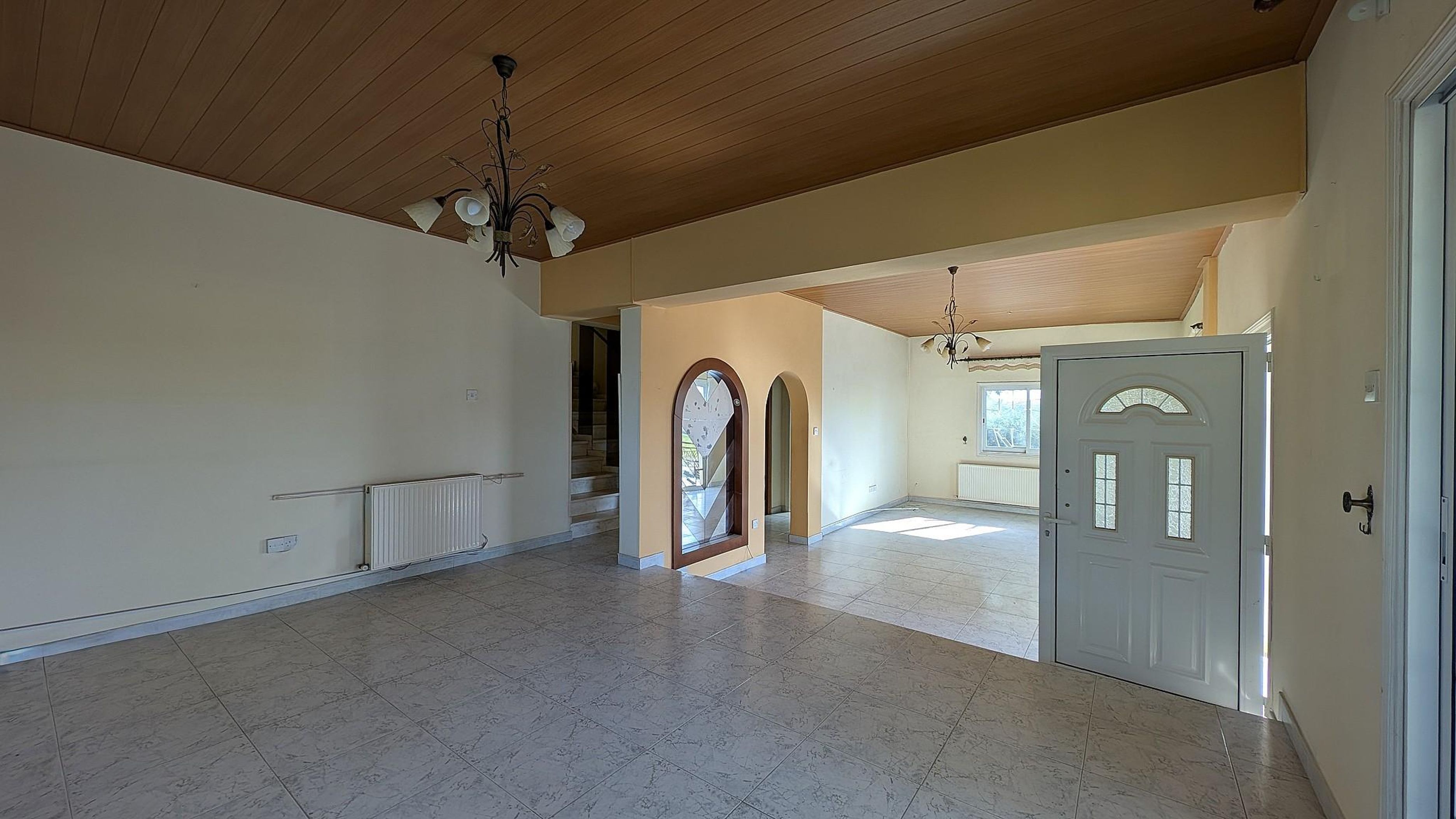 Detached Semi-Raised House in Alethriko image 3