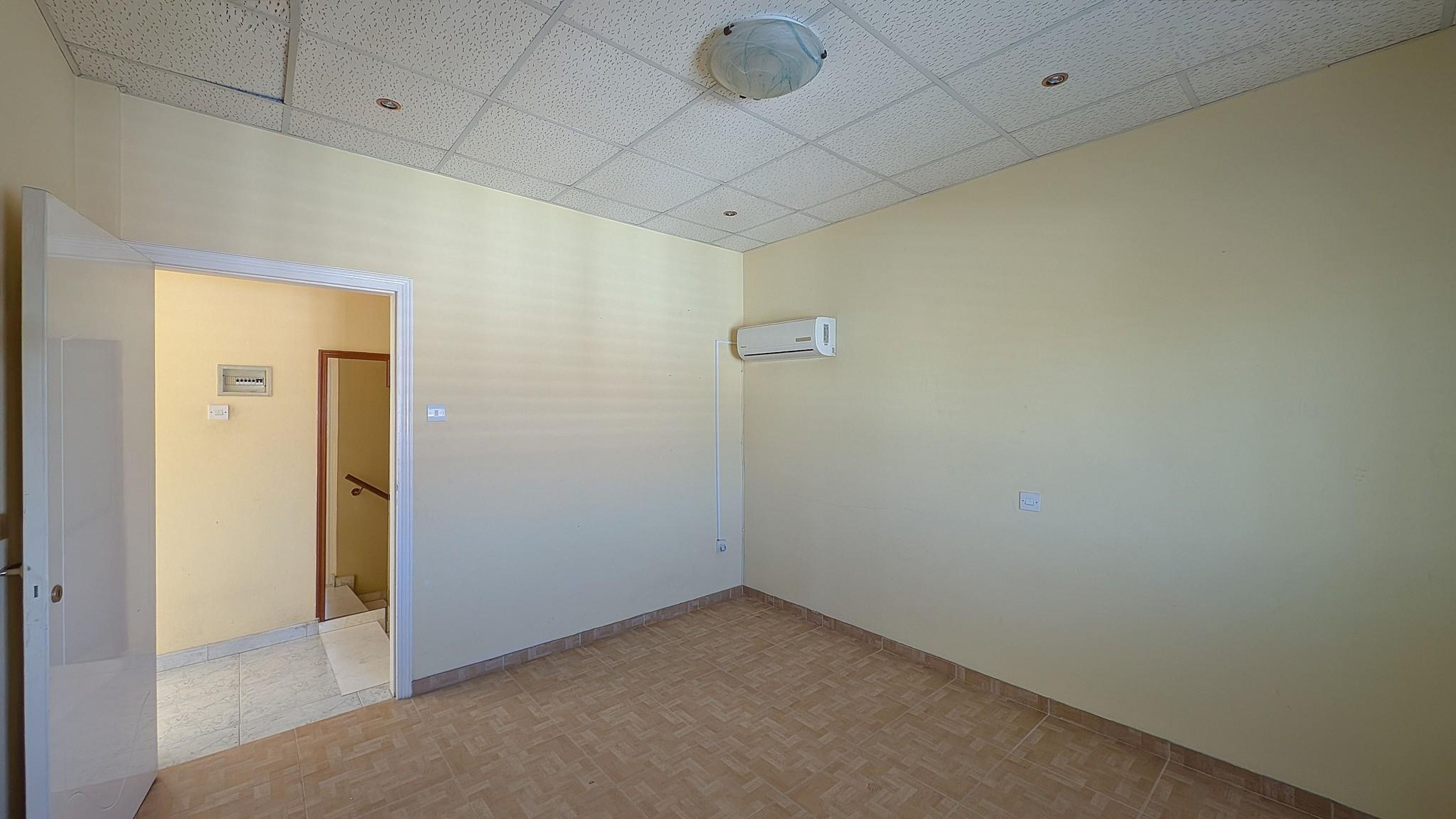 Detached Semi-Raised House in Alethriko image 5