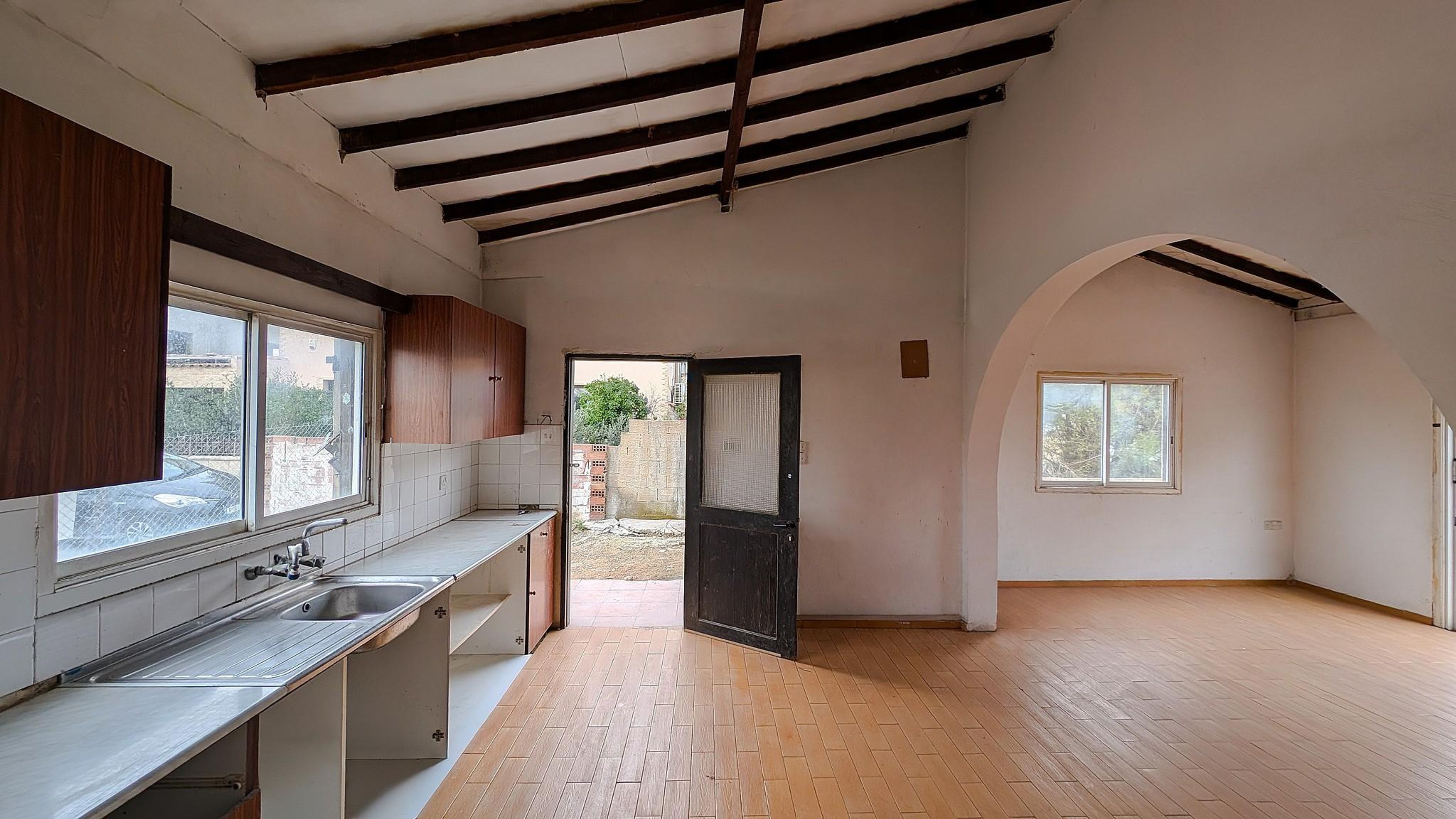 Ground floor house in Deneia,Nicosia image 3