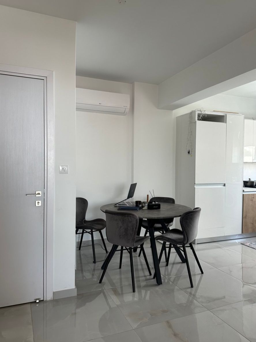 1-bedroom apartment to rent image 2