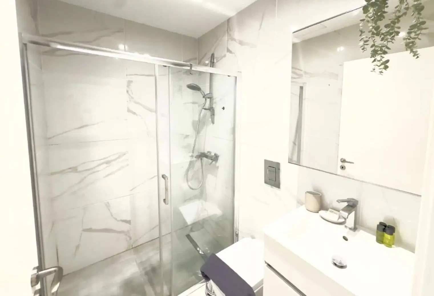 3 bedroom apartment for sale image 6