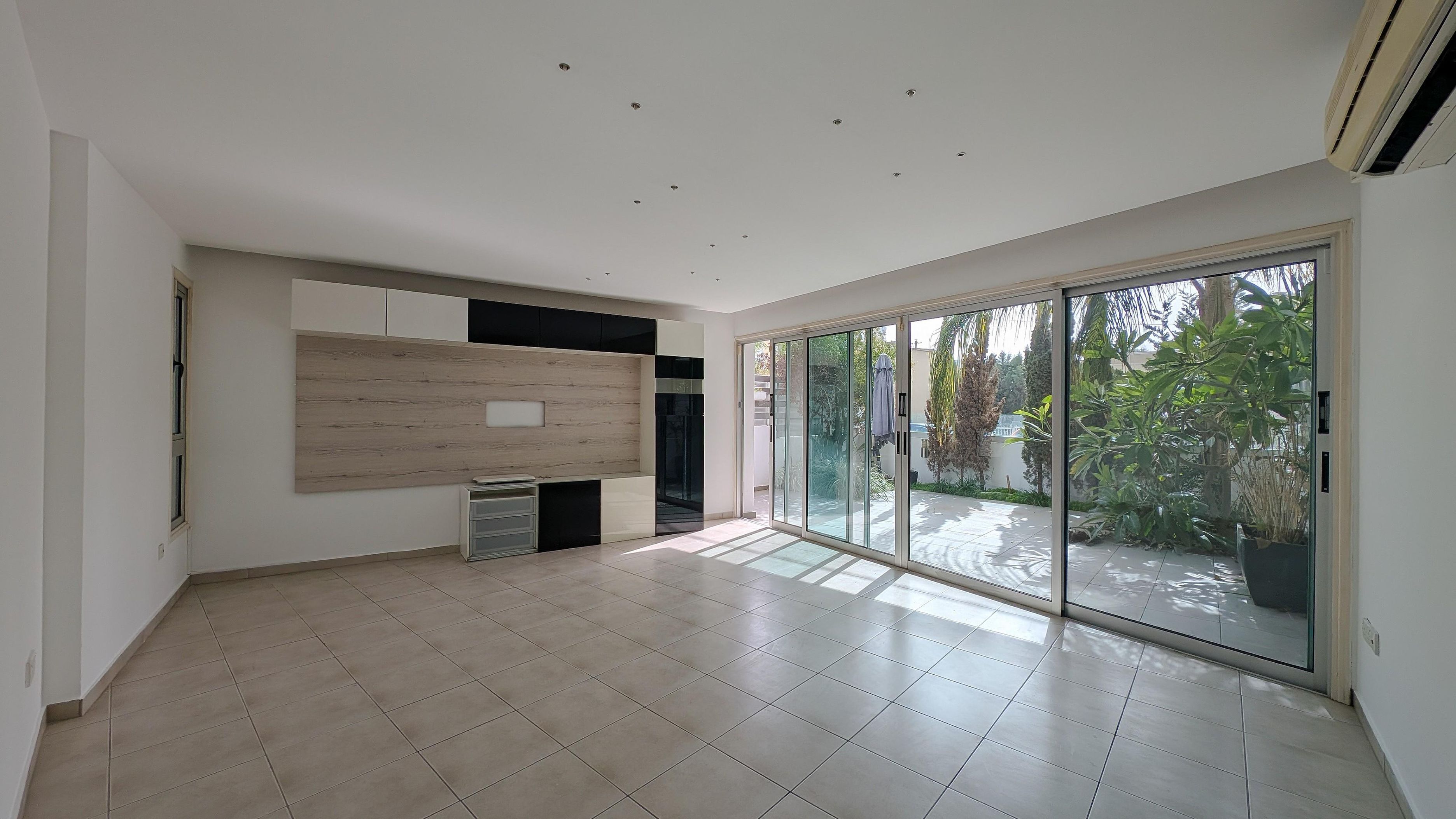 Two berdoom apartment in Agios Nikolaos, Larnaca image 12