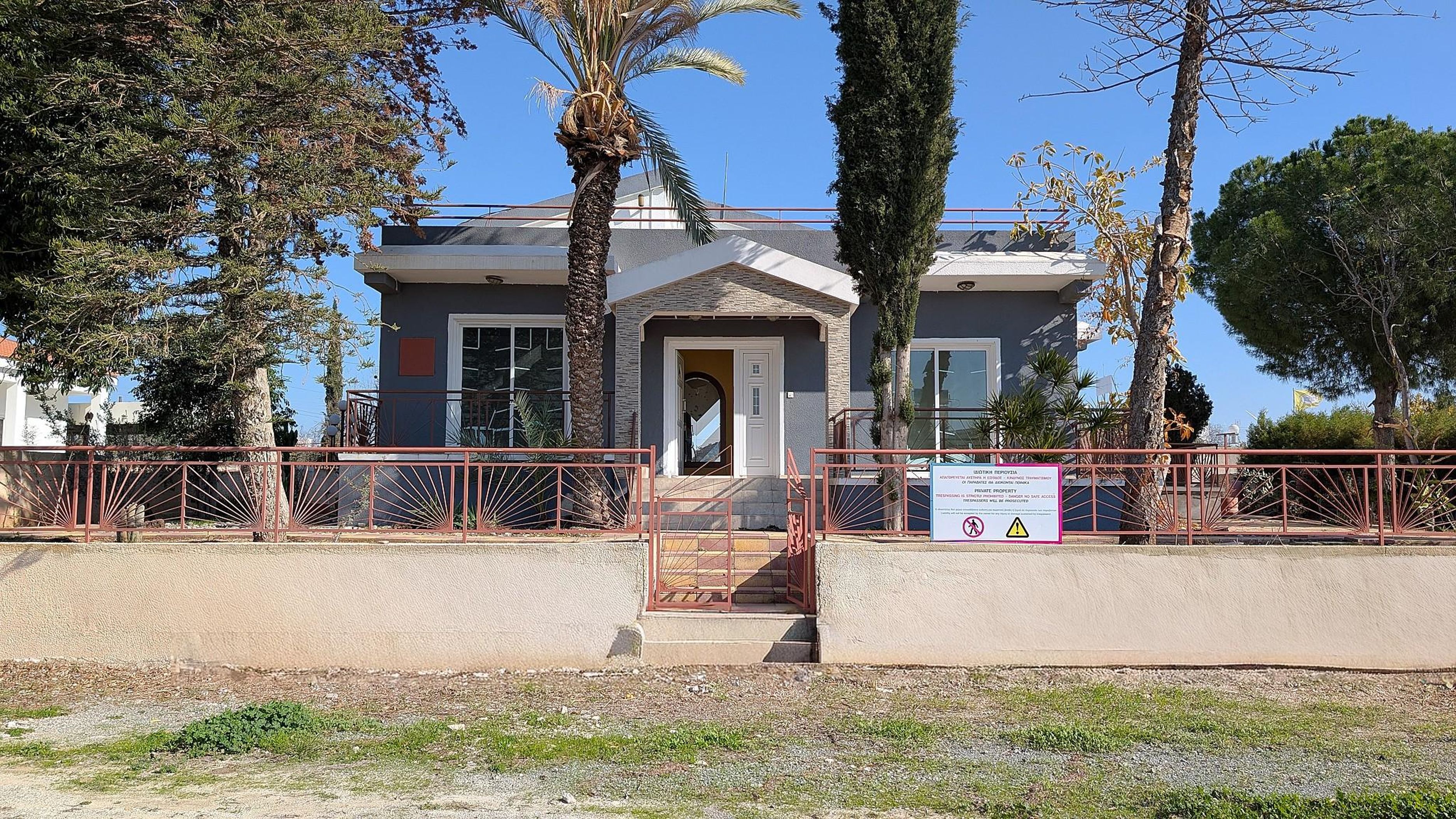 Detached Semi-Raised House in Alethriko image 8