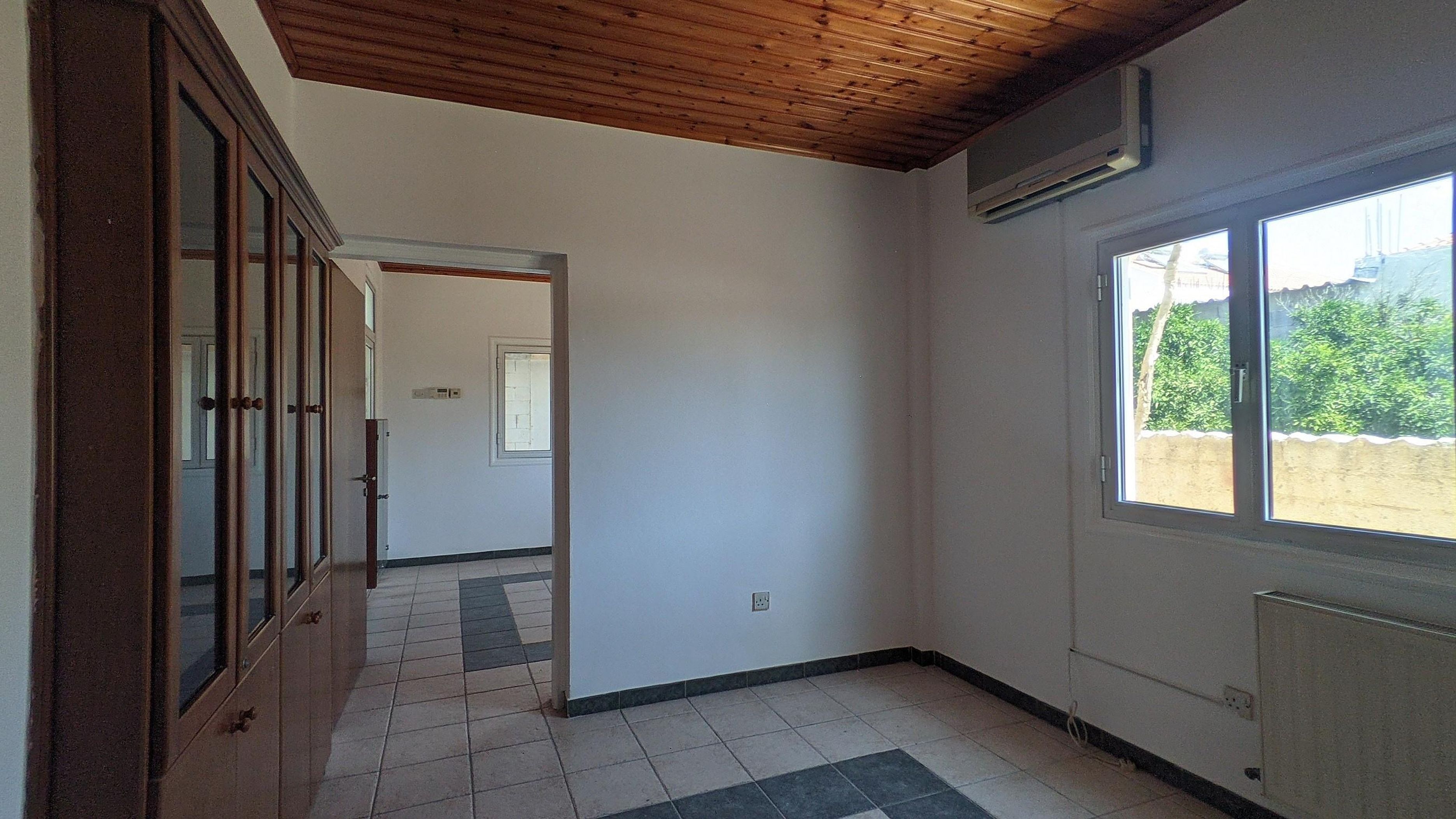 House-Kokkinotrimithia, Nicosia image 18