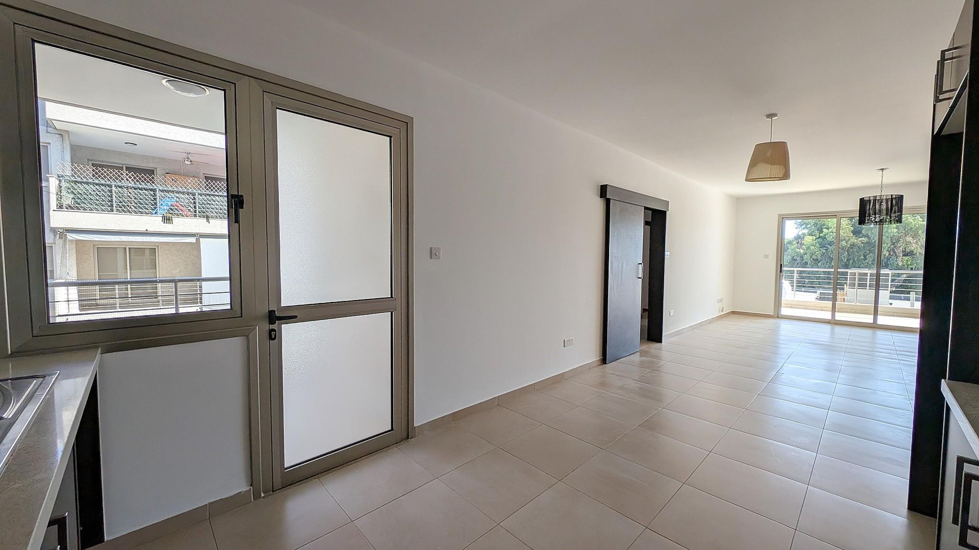 Three Bedroom Apartment - Ypsonas, Limassol image 13