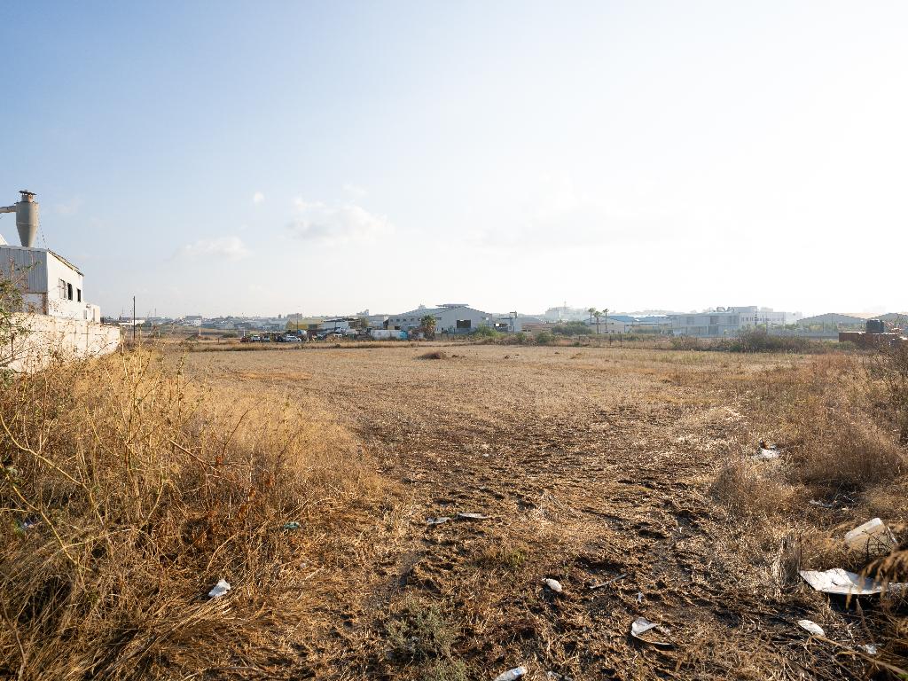 Industrial Field - Aradippou, Larnaca image 5