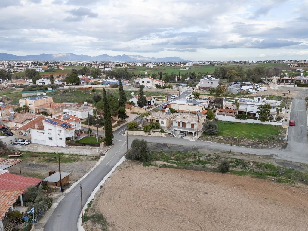Two Bedroom House - Palaiometocho, Nicosia image 3