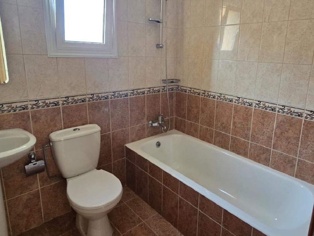 2 Bedroom Flat -Chloraka, Paphos image 9