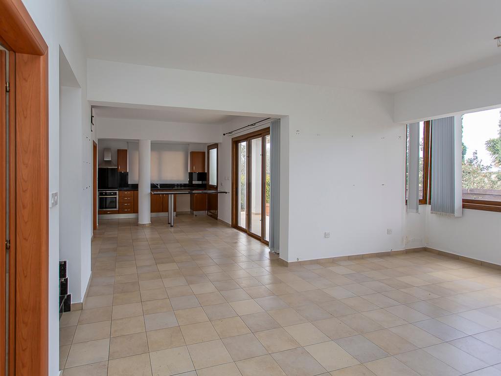 Three Bedroom House - Kissonerga, Paphos image 6