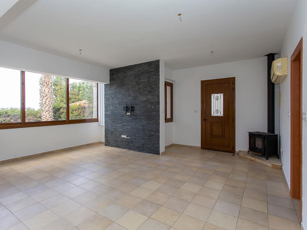 Three Bedroom House - Kissonerga, Paphos image 2