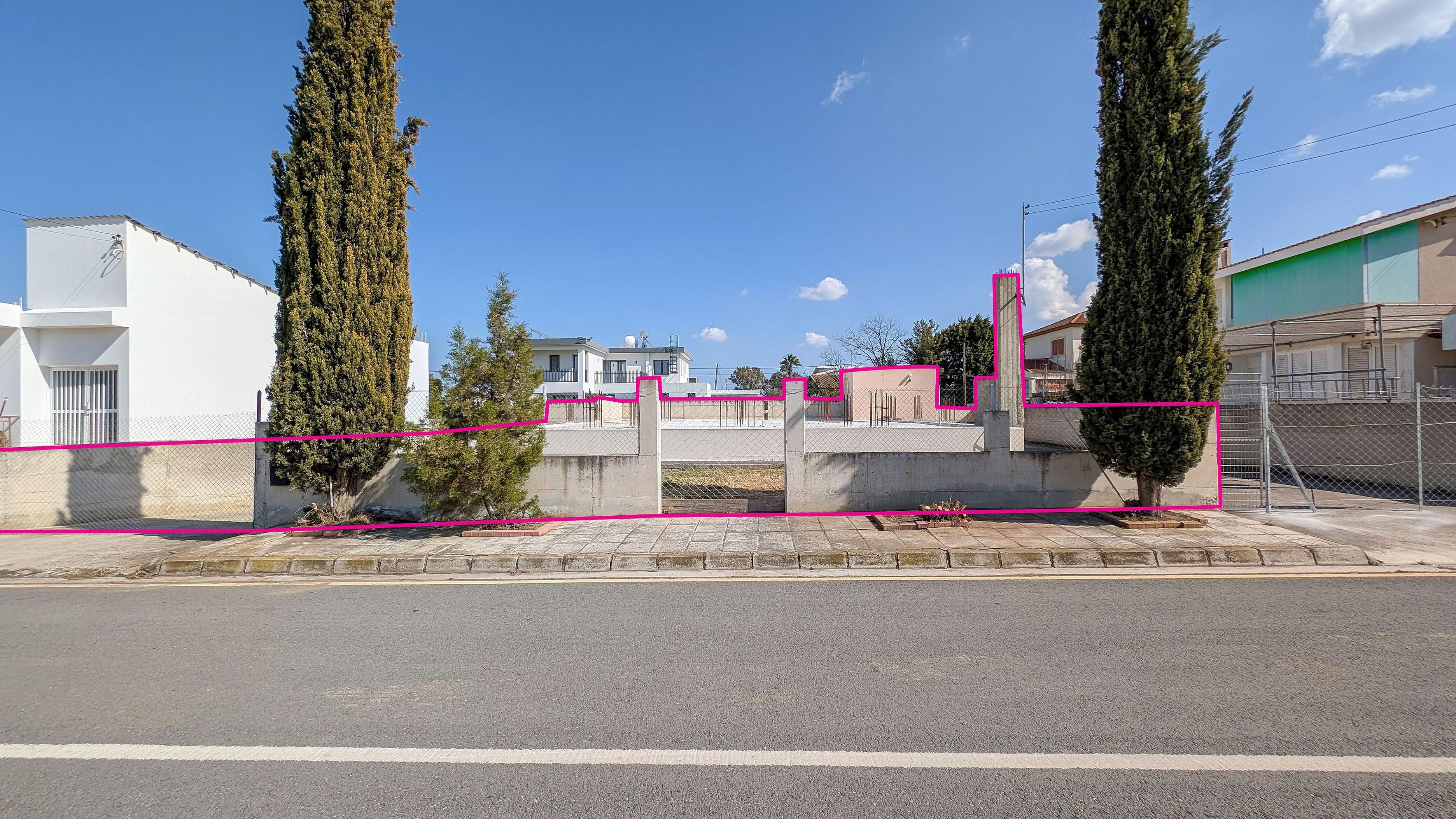 Residential Plot with incomplete Houses - Psimolofou, Nicosia
