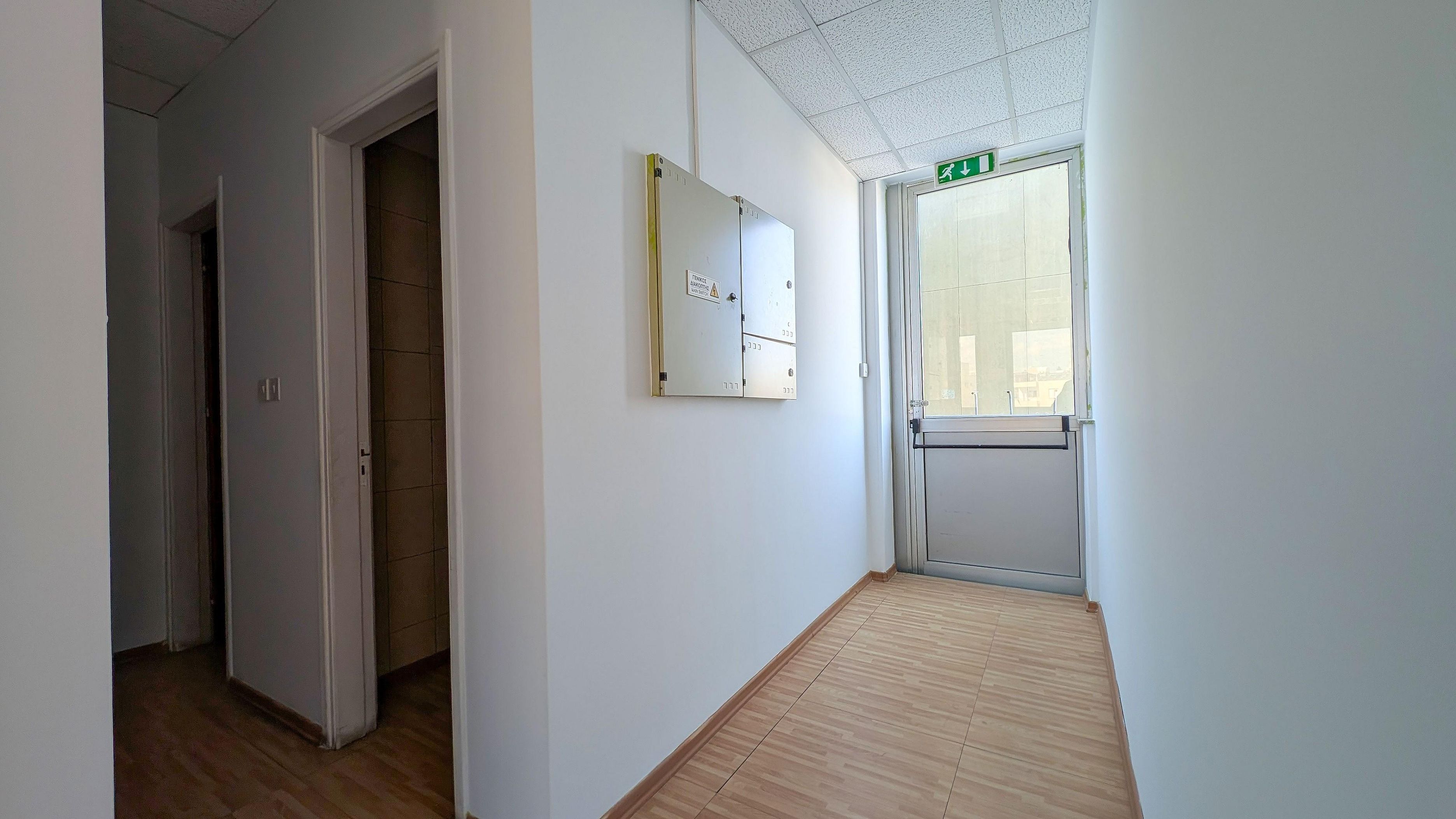 Office Unit - Aglatzia, Nicosia image 23