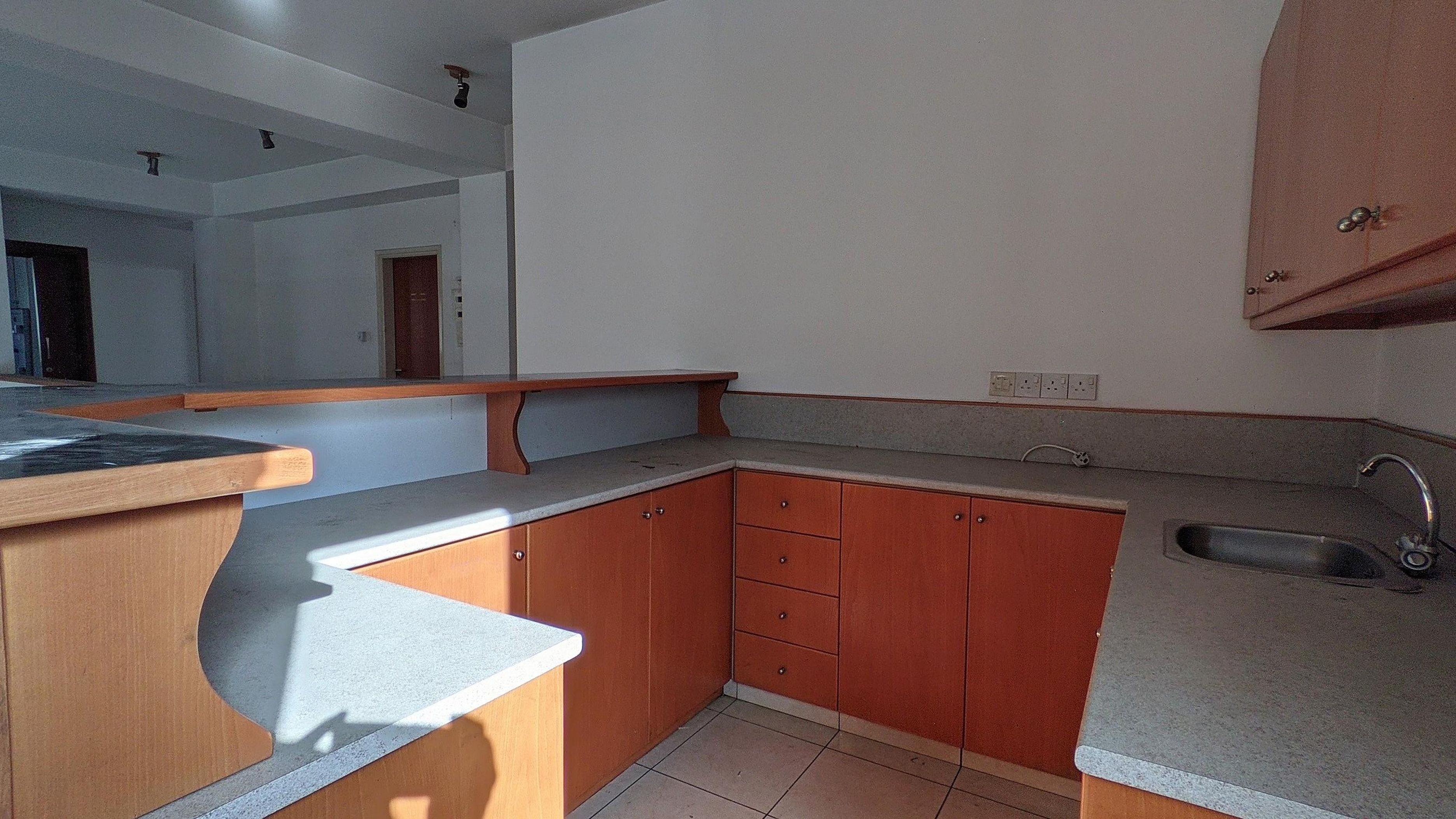 Office Unit with Mezzanine - Panagia, Nicosia image 9