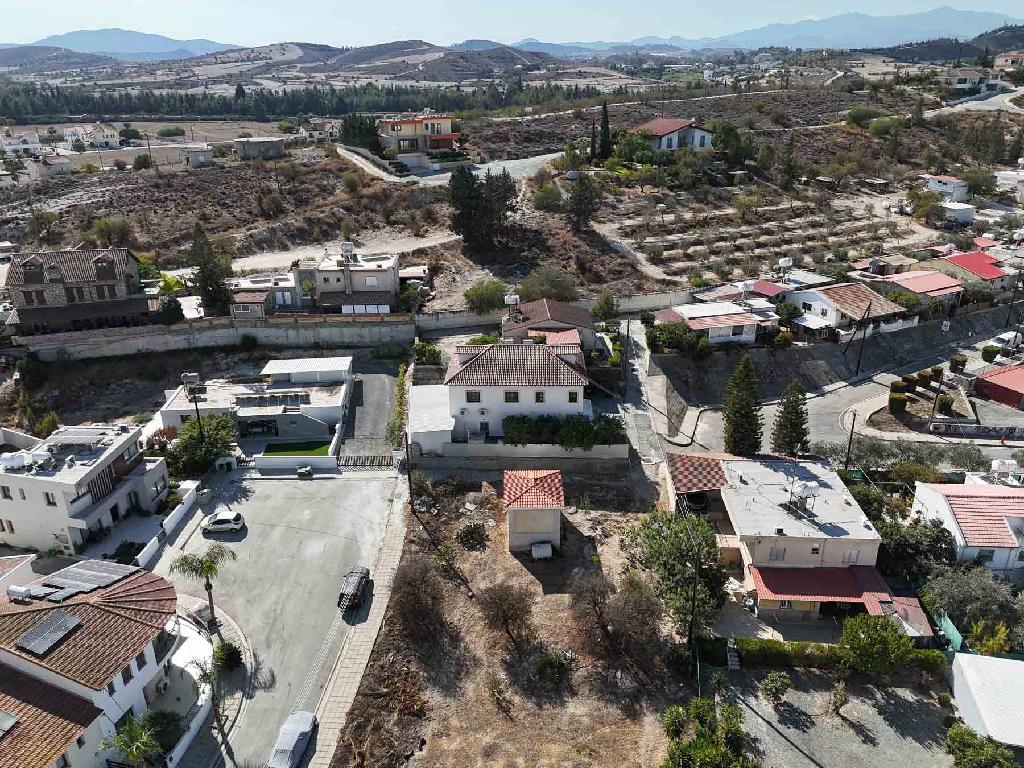 Building - Pera chorio, Nicosia image 2