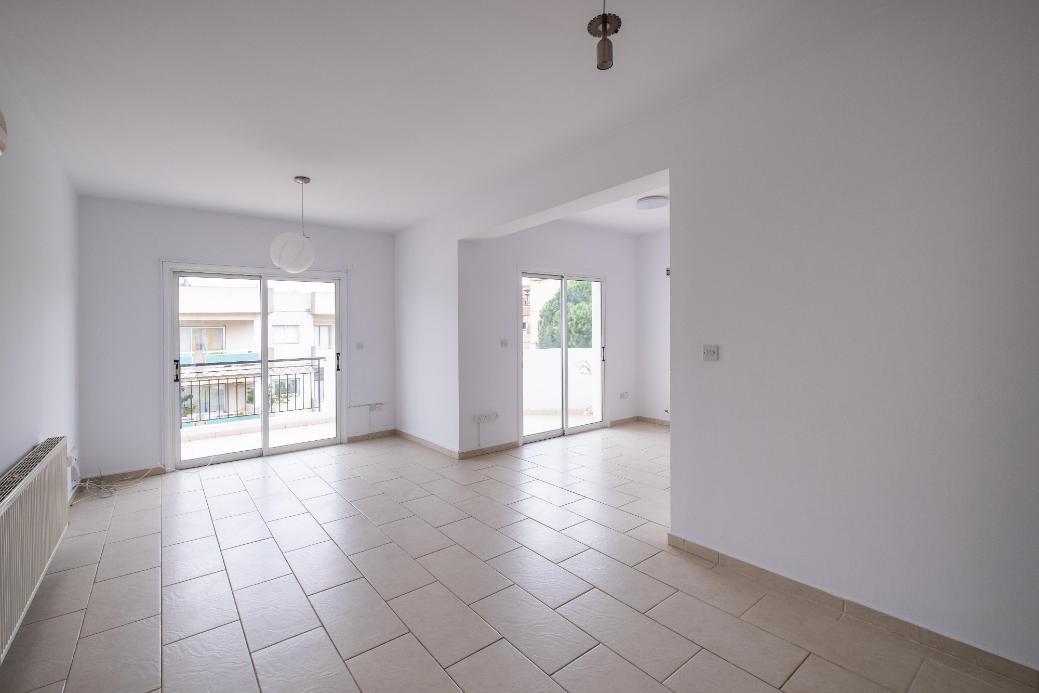 Three Bedroom Apartment - Agioi Omologites, Nicosia image 9