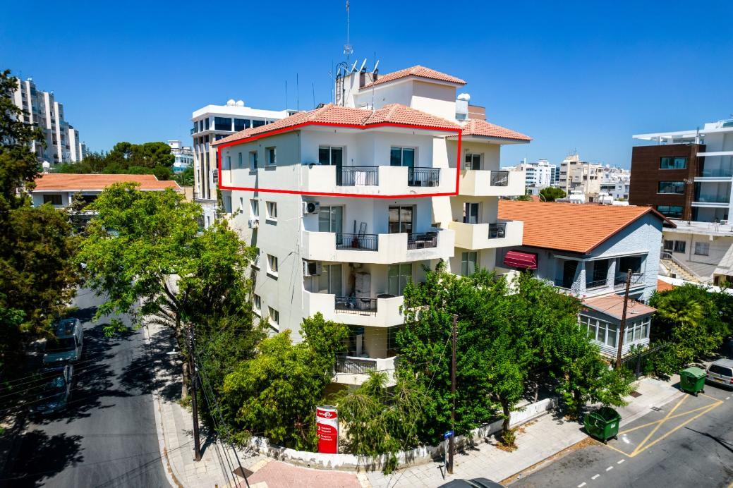 Three Bedroom Apartment - Agioi Omologites, Nicosia