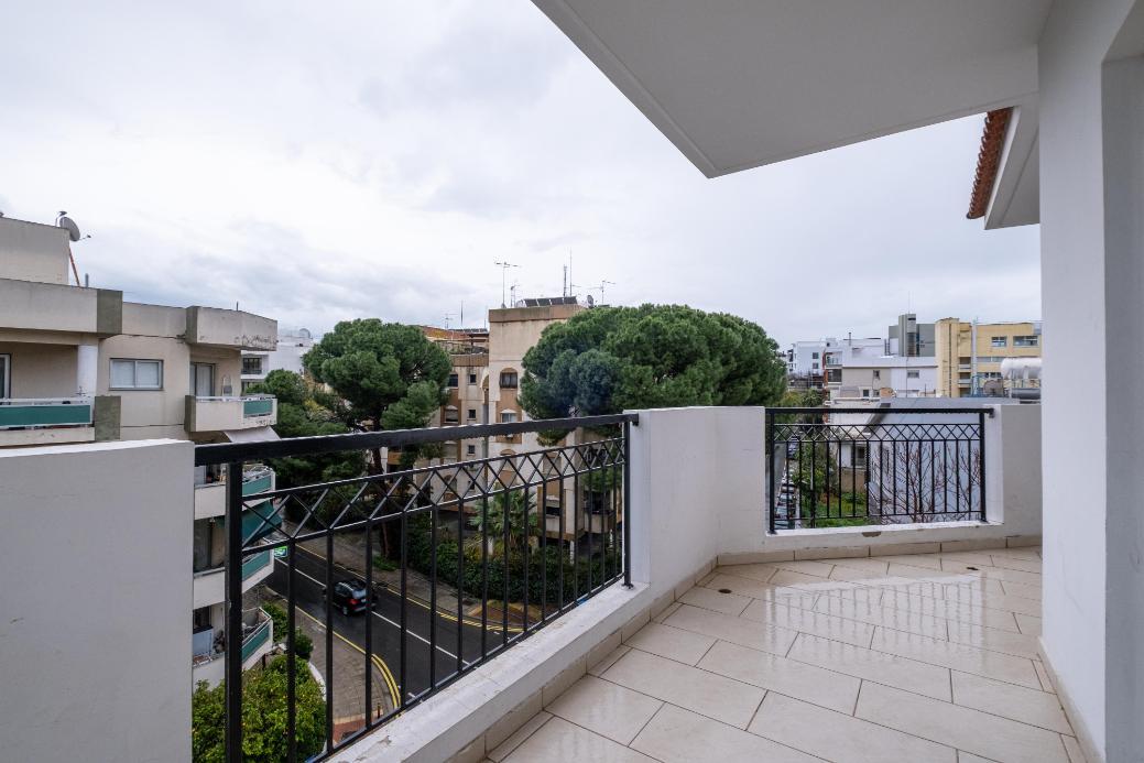 Three Bedroom Apartment - Agioi Omologites, Nicosia image 21