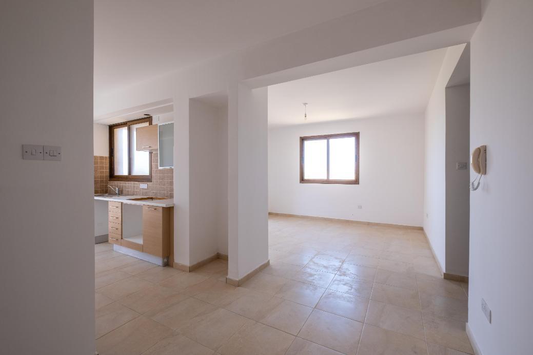 Two Bedroom Apartment - Polemidia, Limassol image 4