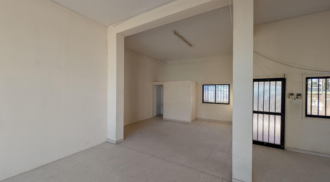 Building with Two Shops - Anafotida, Larnaca image 7