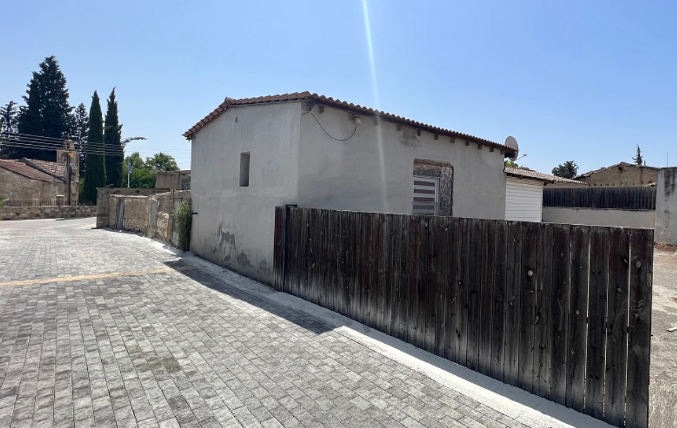 Two Bedroom House- Agrokipia, Nicosia