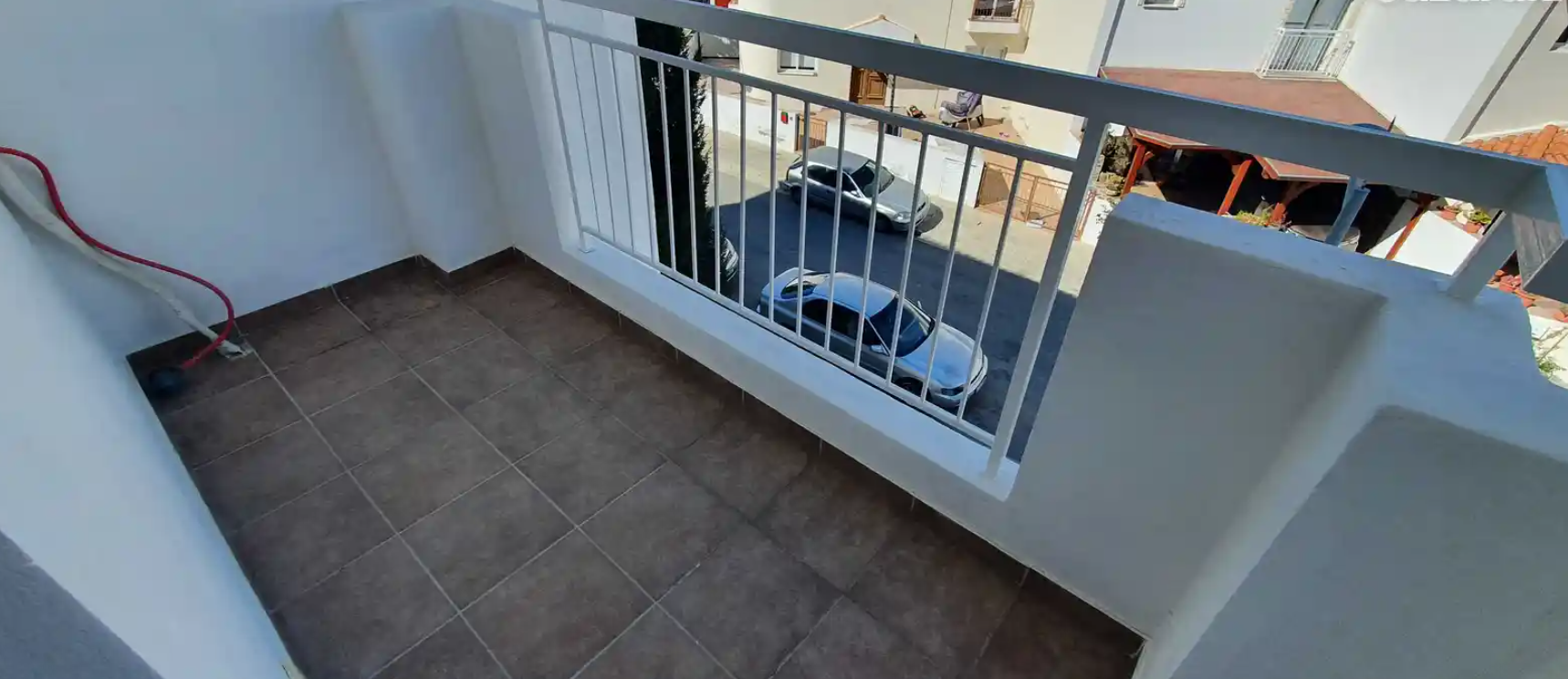 One-bedroom apartment for sale image 3