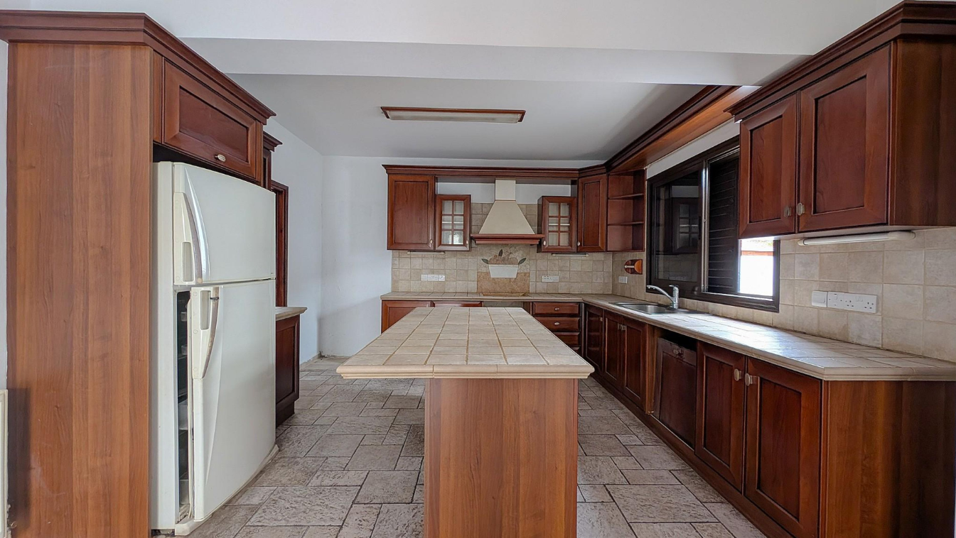 Three Bedroom House - Engomi, Nicosia image 15