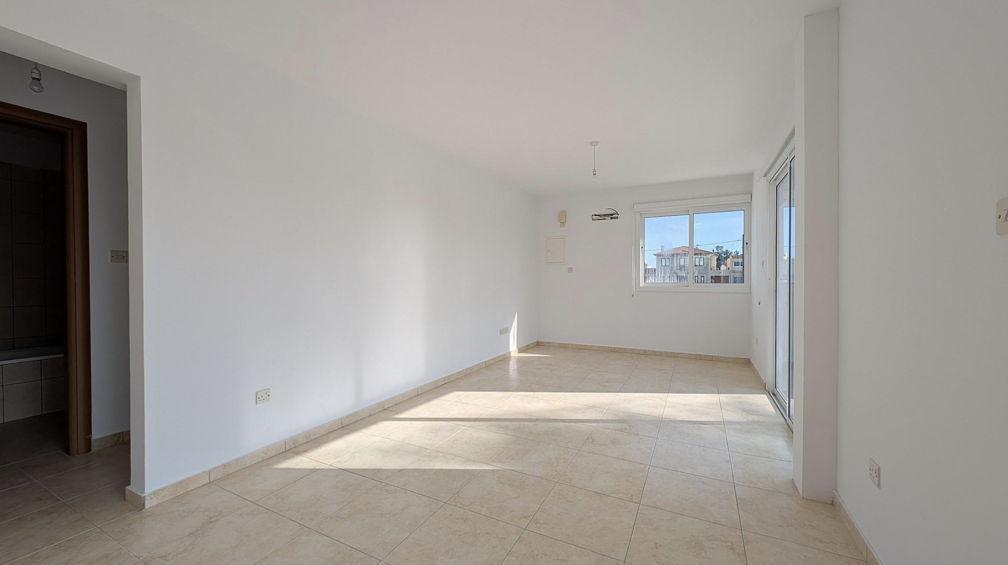 Residential building with Four Apartments - Kiti, Larnaca image 46